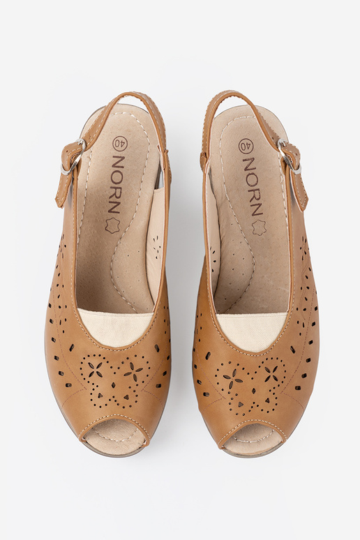 Ažūrs kurpes karmeloIne uz ķīļa