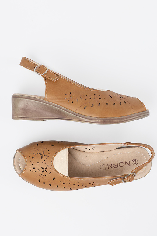 Ažūrs kurpes karmeloIne uz ķīļa