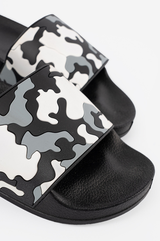 Ērti Melnas krāsas čības uz plakanas zoles