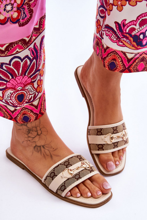 Klasiskā modeļa plakanas sandales smilšu krāsas Tā irrlene