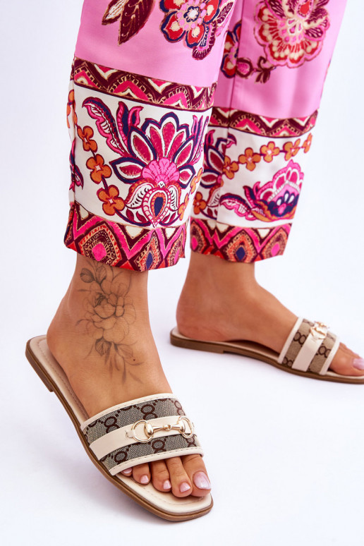 Klasiskā modeļa plakanas sandales smilšu krāsas Tā irrlene