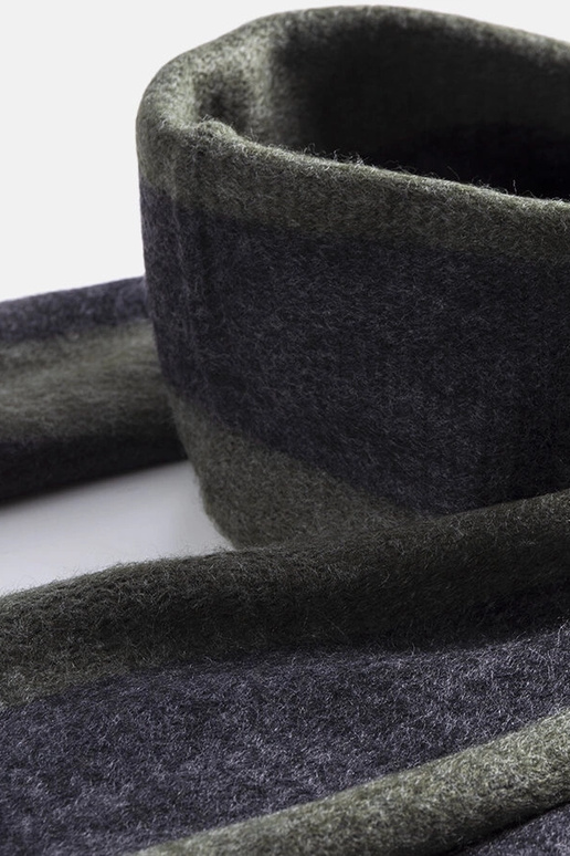 Zaļā-pelēka šalle ar pušķiem Lana