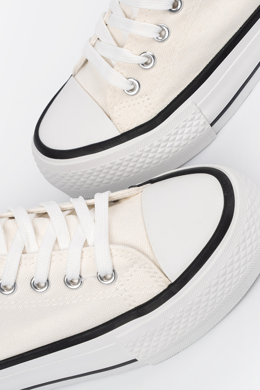 brīvā laika apavi balta krāsa ar uzrakstu Love brīvā laika apavi balta krāsa ar uzrakstu Love