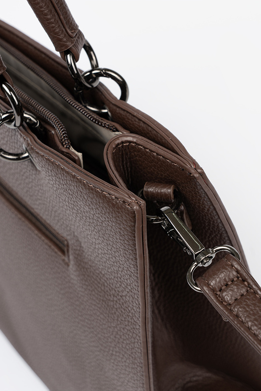 Pircējska kaInoIna z tłoczonym napisem