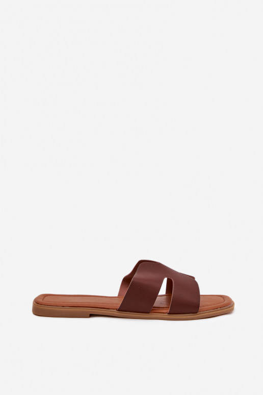 Čības Sieviešu dzīvoklis Ar izgriezumiem tumši brūnas krāsas Salyra