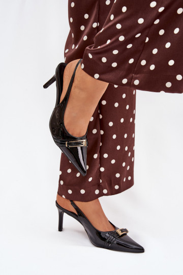 Laque Kurpes ar papēdi Ar zelta sprādzi melnas krāsas Vivae 2