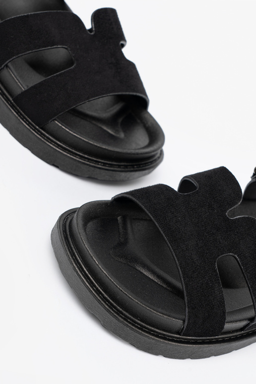 Čības sieviešu typu Chypre