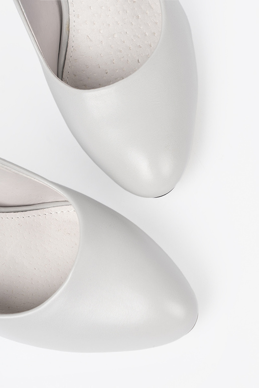 Pelēkas krāsas klasika puszābaki augstpapēžu kurpēs