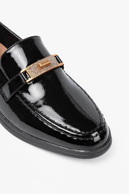 Eleganta stila lakots mokasīni z złotą ozdobą