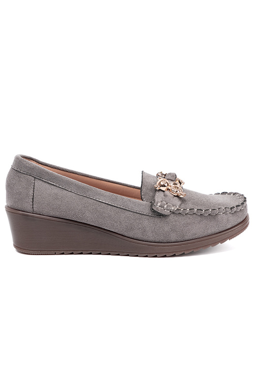 Pelēkas krāsas kurpes ar zelta detaļām