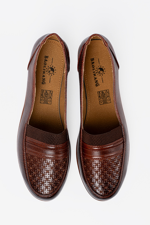 Sieviešu zābaki slip-on z fakturoInanym noskiem