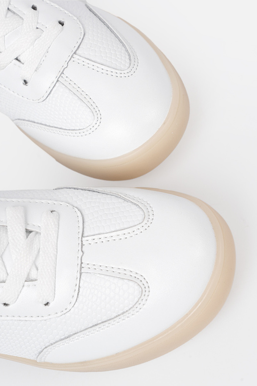 Stilīgasrnas brīvā laika apavi balta krāsa