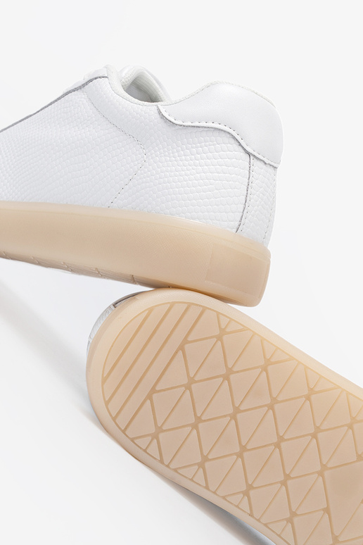 Stilīgasrnas brīvā laika apavi balta krāsa