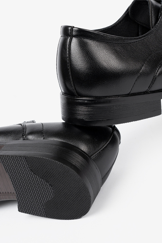 Eleganta stila kurpes Vīriešiem In klasikaj czerni i połysku