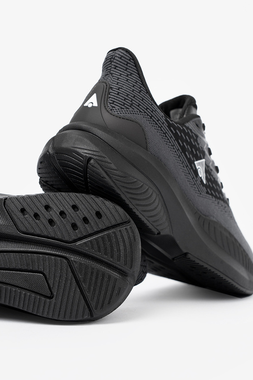 Gaisma Melnas krāsas Sporta apavi z oddychającą choleInką McArthur