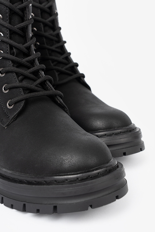 melnas krāsas sieviešu apavie z šņorēšanam i bieżnikiem Sergio Leone