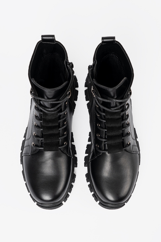 melnas krāsas zābaki z masyInną podeszIną i suInakiem Sergio Leone