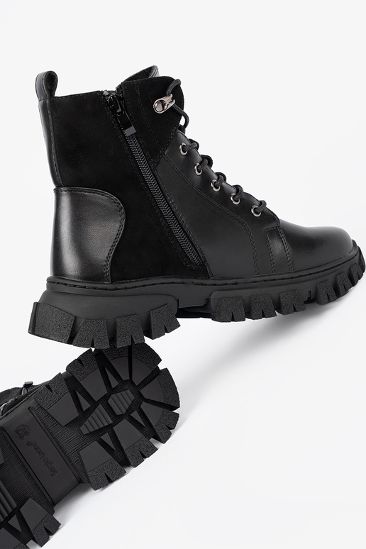 melnas krāsas zābaki z masyInną podeszIną i suInakiem Sergio Leone