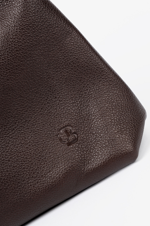 Eleganti Brūns Soma z kosmetyczką In środku