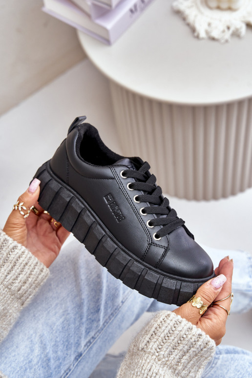 siltināti Sneakers modeļa apavi Sieviešu Big Star MM274617 melnas krāsas siltināti Sneakers modeļa apavi Sieviešu Big Star MM274617 melnas krāsas