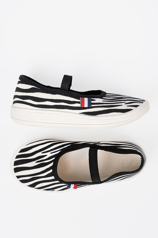 Melnsbalta krāsa gaisma kurpes paslīdēt uz z motyInem zebry