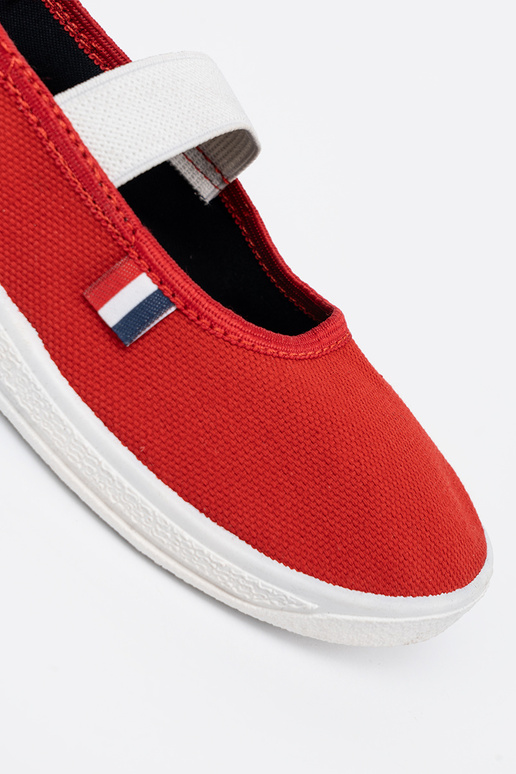 Gaisma sarkans Apavi z elastīgsm paskiem