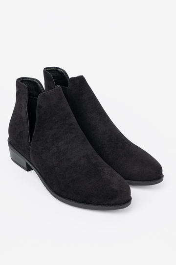 melnas krāsas zābaki z Inycięciami