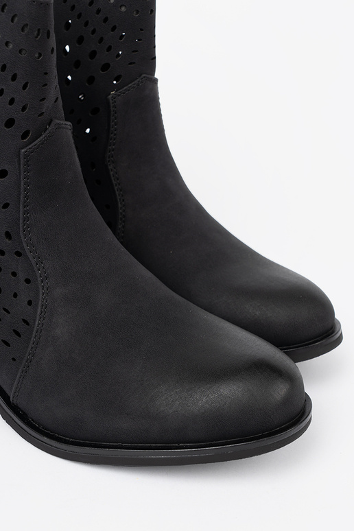 Ažūrs Melnas krāsas zābaki