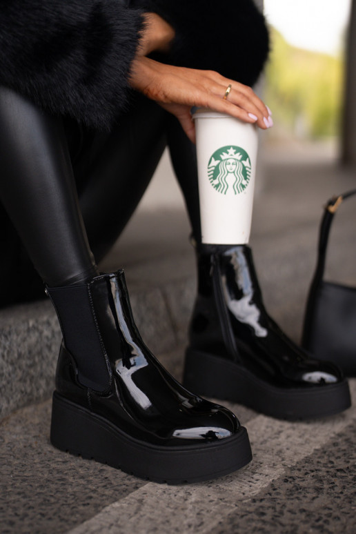 Laque Sieviešu puszābaki ar platformu I Koturnie siltināti melnas krāsas INloedia