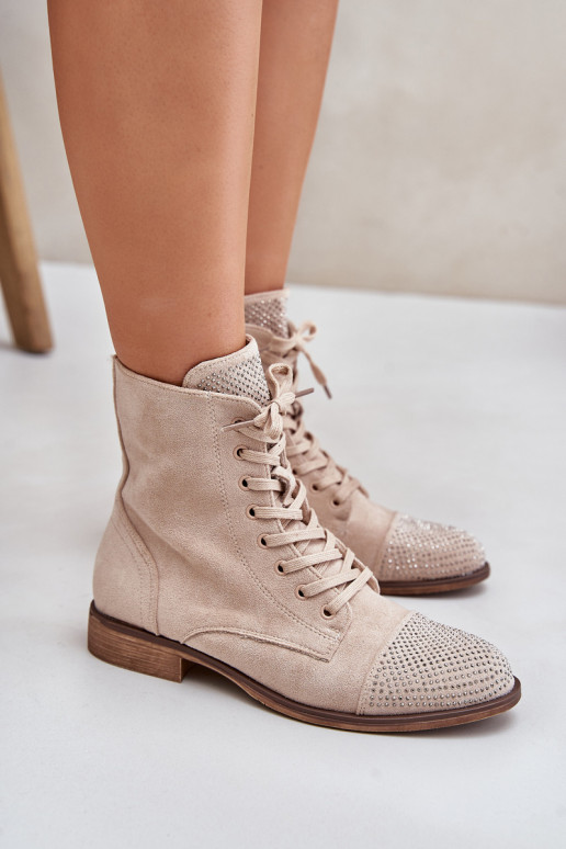 Dekorētas Sieviešu puszābaki ar platiem papēžiem Eko zamšādaoIne siltināti Ziloņkaula krāsas Ellieo