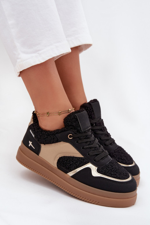 Sneakers modeļa apavi Sieviešu ar platformu ar kažokādu Typu Baranek melnas krāsas Frelina Sneakers modeļa apavi Sieviešu ar platformu ar kažokādu Typu Baranek melnas krāsas Frelina