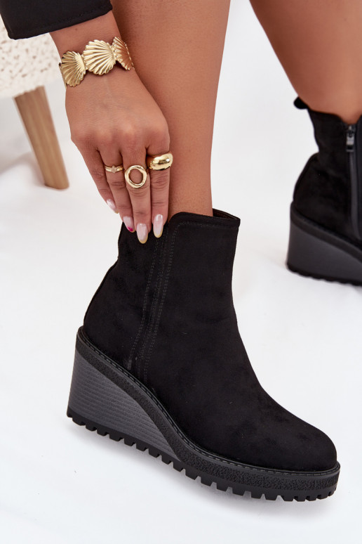 siltināti Sieviešu puszābaki Uz ĶīļaEko zamšādau melnas krāsas Tā irvona