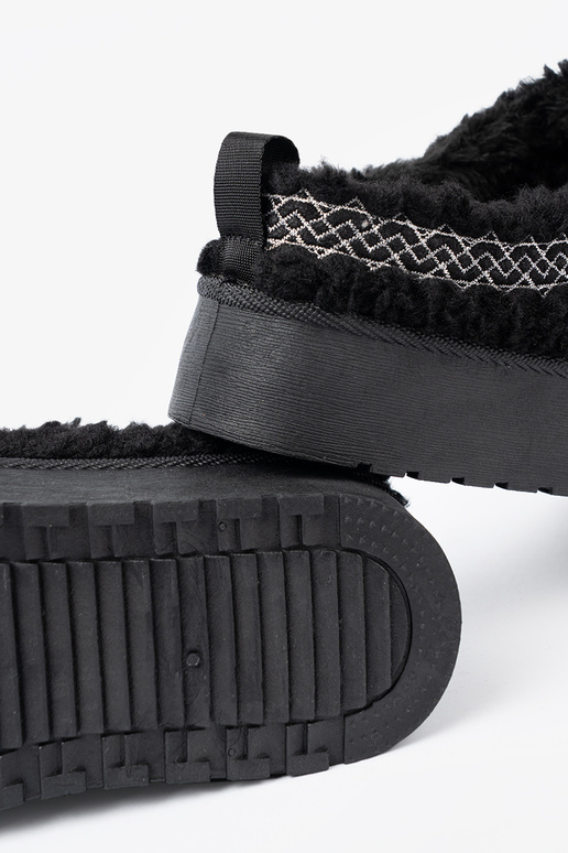 apavi a'la Sieviešu sniega zābaki In melna krāsam kolorze z ozdobnym haftem