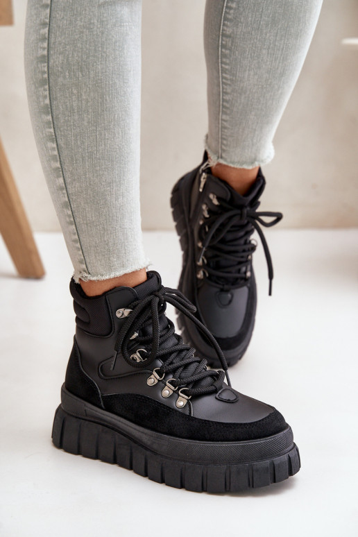 Sieviešu siltināti Sieviešu puszābaki apavi ar platformu melnas krāsas Jelenia