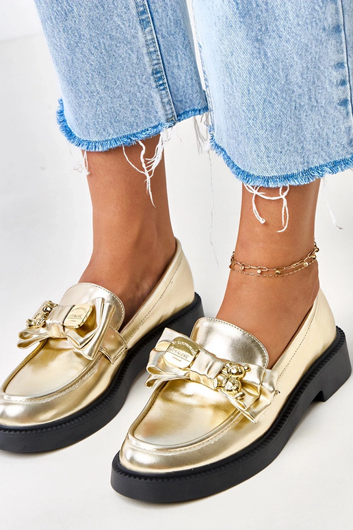 Zelta mokasīni ar lentīti un lācīti...