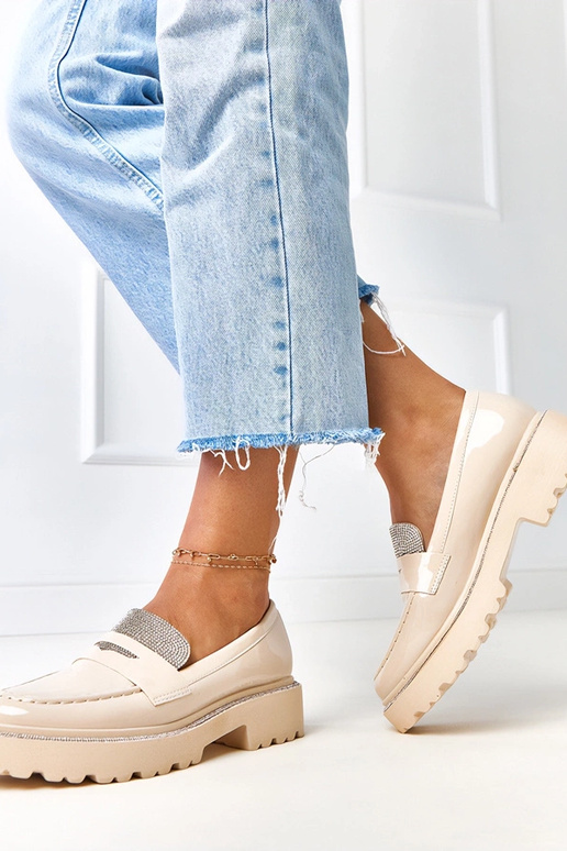 Smilšu krāsas lakotas mokasīni ar...