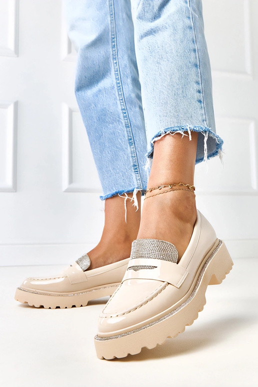 Smilšu krāsas lakotas mokasīni ar...