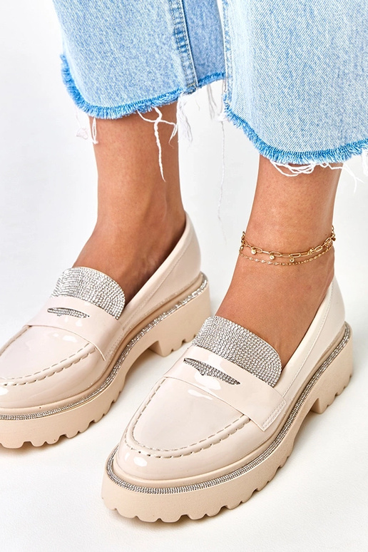 Smilšu krāsas lakotas mokasīni ar...