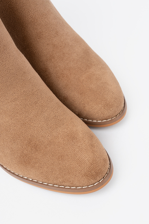 Stilīgs zābaki In odcieniu gaišibrūnsm ze zeltainim detalem