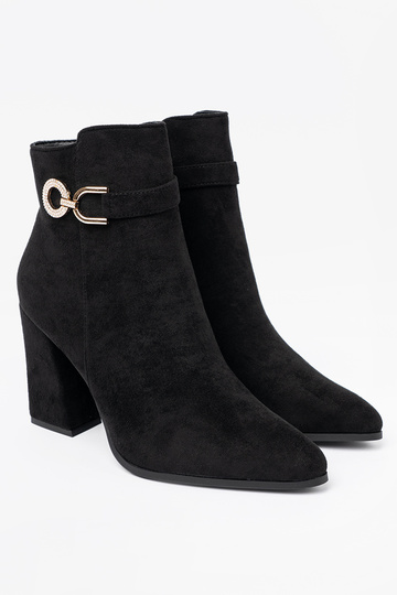 Eleganta stila Melnas krāsas zābaki z biżuteryjnym akcentem