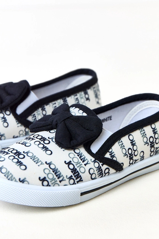 Balti bērnu kedai ar lentīti Missi