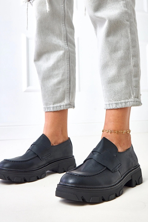 Melni matēti sieviešu mokasīni Kirna