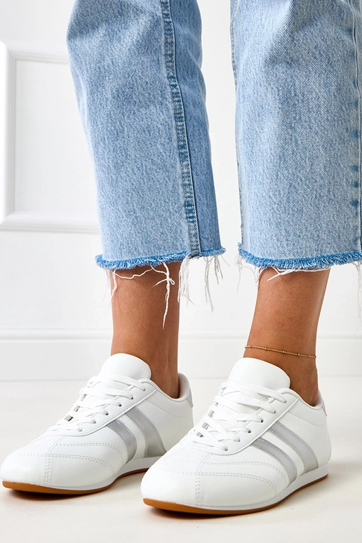 Balti tenisa tipa sporta apavi ar... Balti tenisa tipa sporta apavi ar...