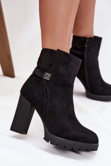 siltināti Sieviešu puszābaki ar dekorētiem papēžiem melnas krāsas Zayna