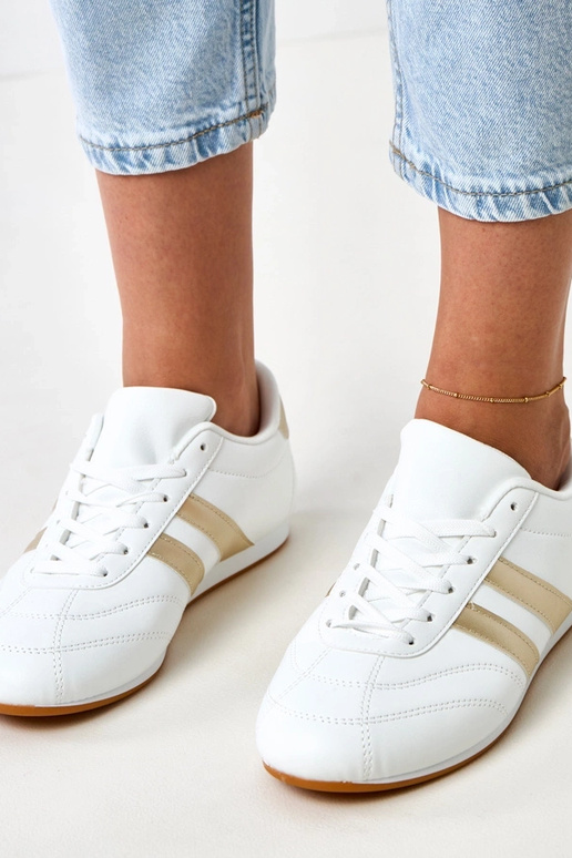 Baltie tenisa stila sporta apavi ar... Baltie tenisa stila sporta apavi ar...