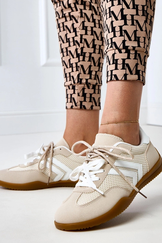 Beżowe sneakersy  siateczkowe typu... Beżowe sneakersy  siateczkowe typu...