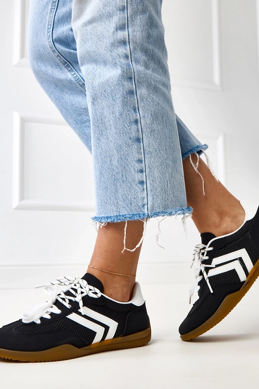 Czarne sneakersy siateczkowe typu... Czarne sneakersy siateczkowe typu...