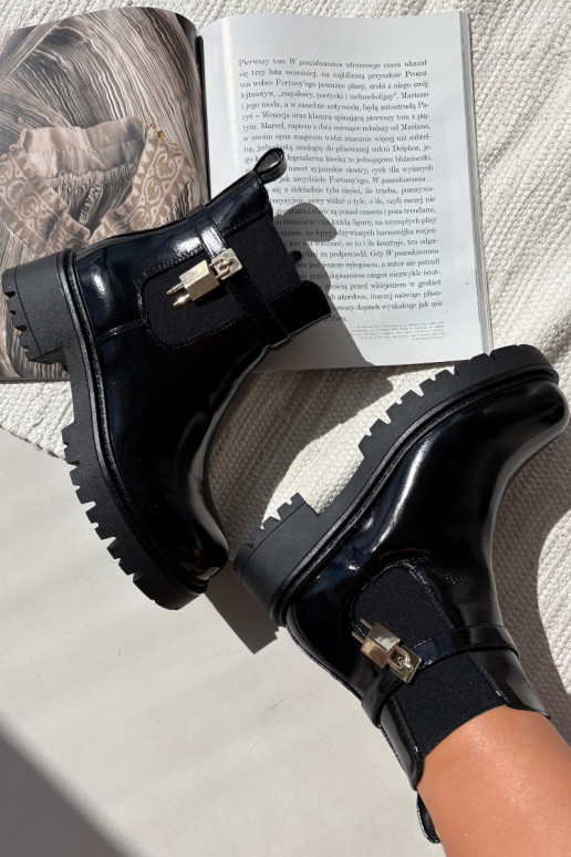 Laque stilīgi puszābaki siltināti Ze Zelta krāsasm Detalem melnas krāsas Talyra