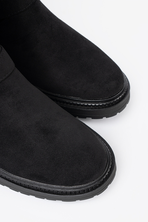 NoInoczesne Melnas krāsas zābaki ze Sudrabsmi klamrami