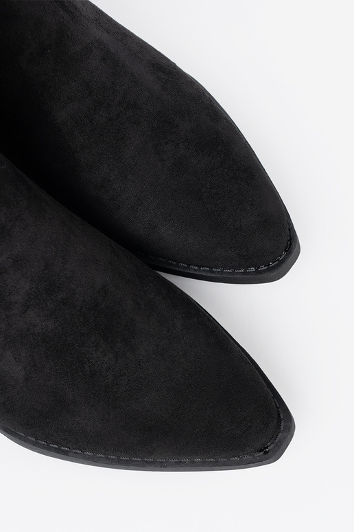 melnas krāsas sieviešu zābaki o klasycznym kroju